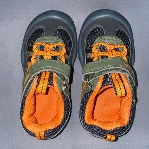 Osh Kosh B’Gosh Orange & Grey Gray Little Boy Toddler Shoes, Size 5